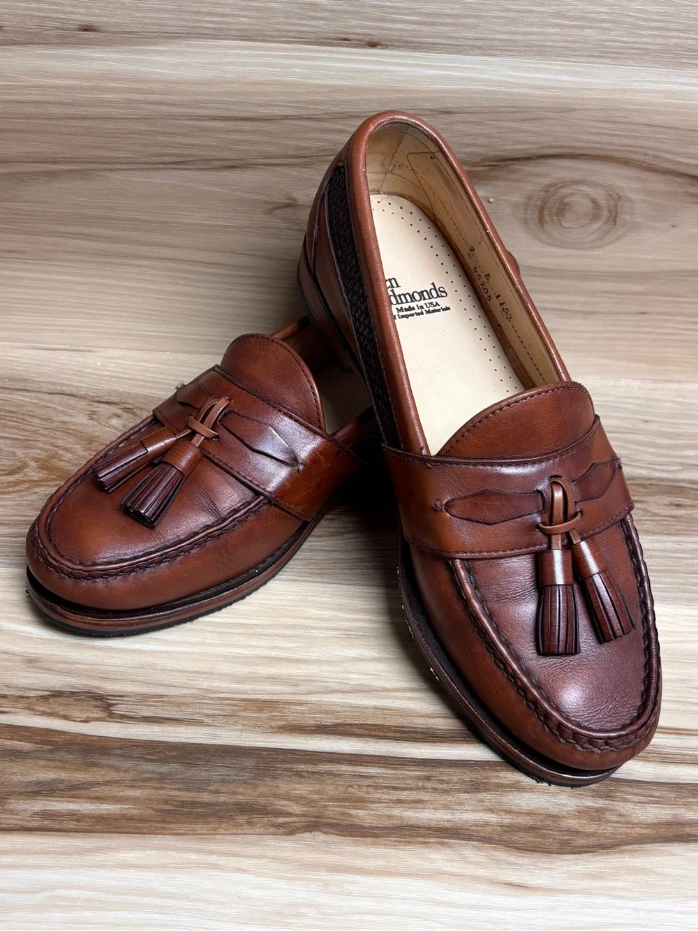 Allen Edmonds Bennington Brown Tassel Loafers - men’s 9 New